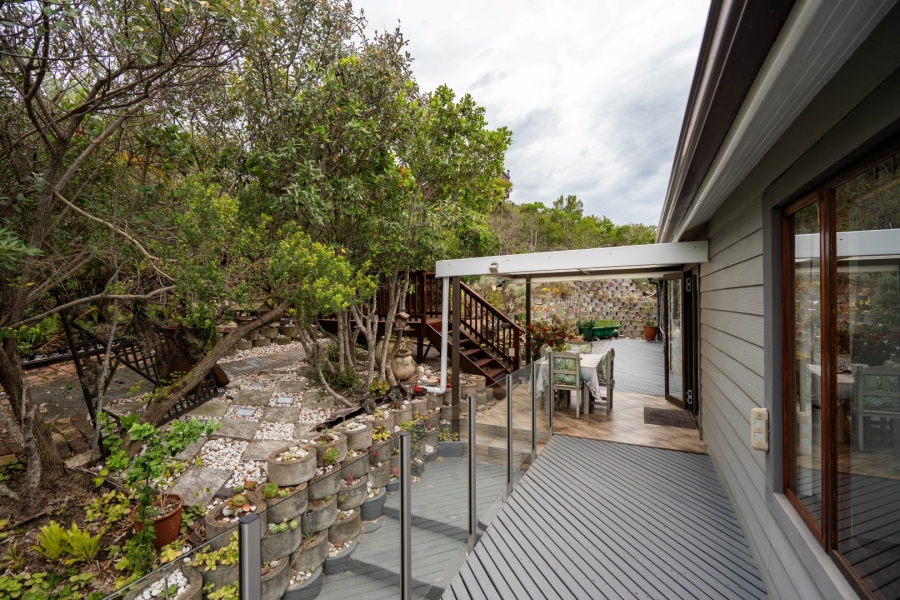 3 Bedroom Property for Sale in Seafield Eastern Cape